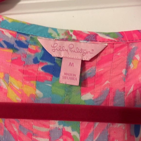 Lilly Pulitzer size medium 3/4 length sleeve blouse - Picture 3 of 5